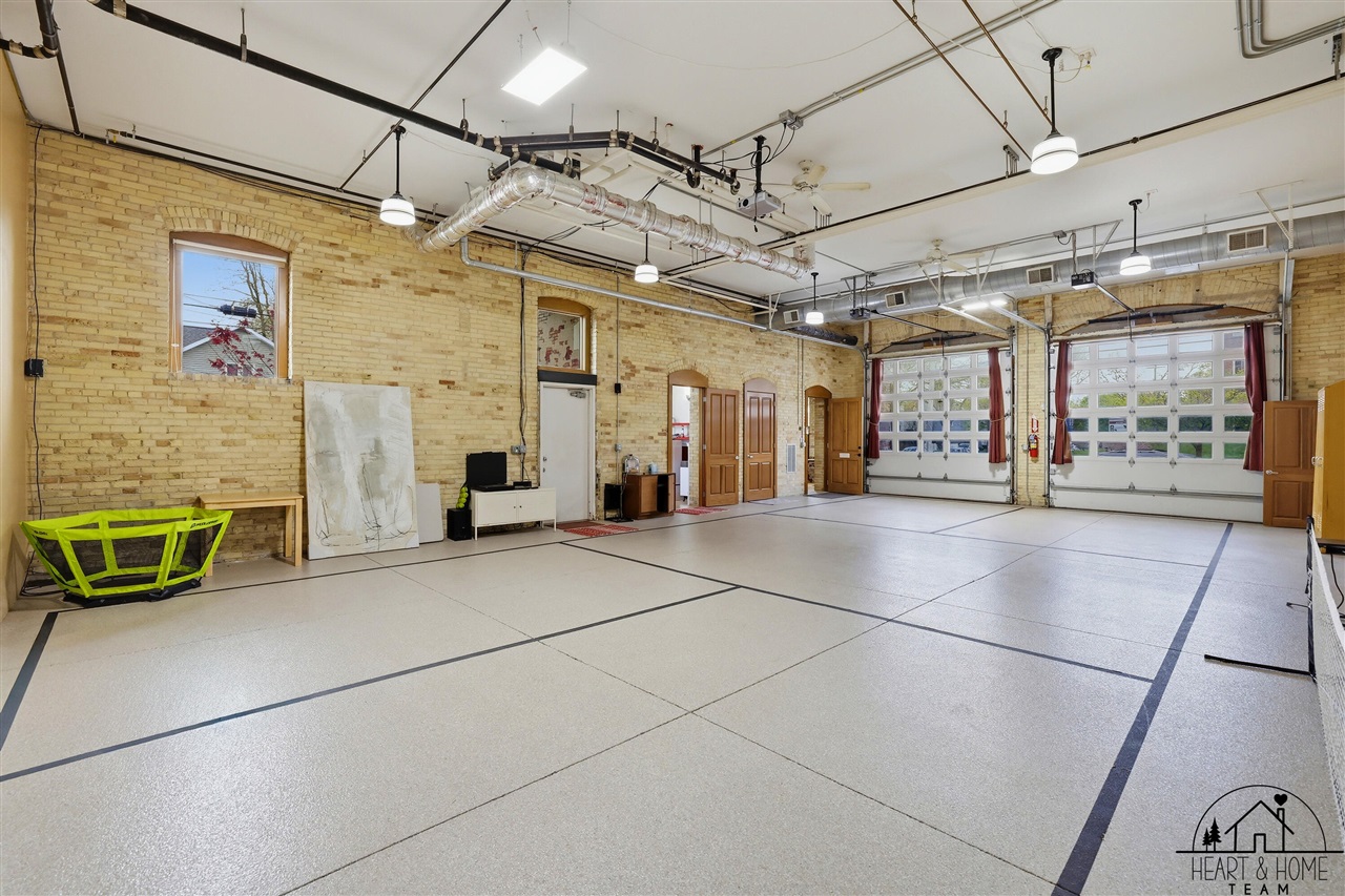 40 Lexington Avenue Property Photo 73