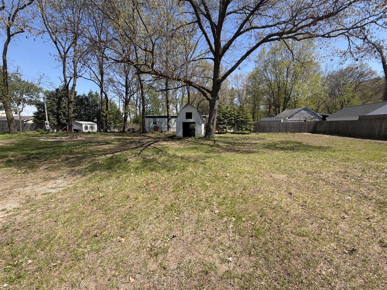 6726 Island Drive Property Photo 4