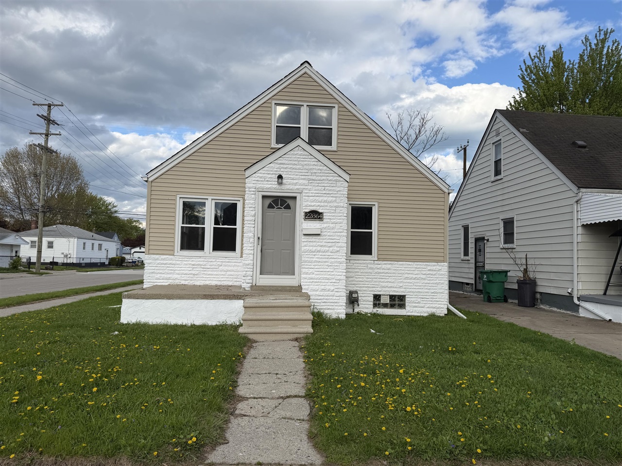22864 Piper Avenue Property Photo 1