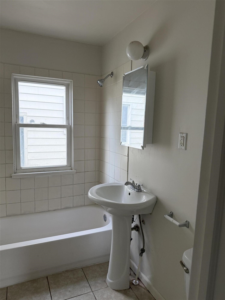 22864 Piper Avenue Property Photo 8