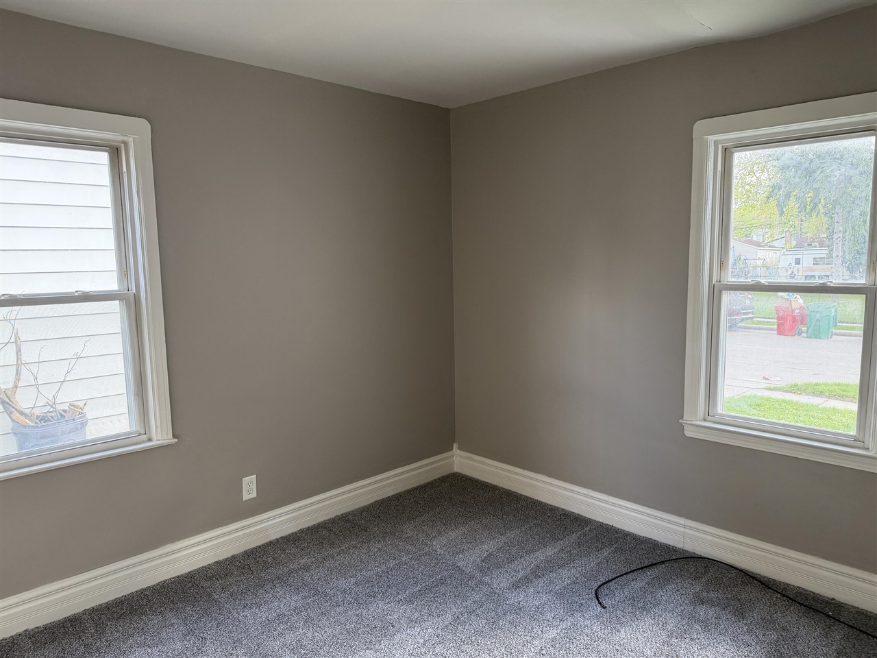 22864 Piper Avenue Property Photo 9