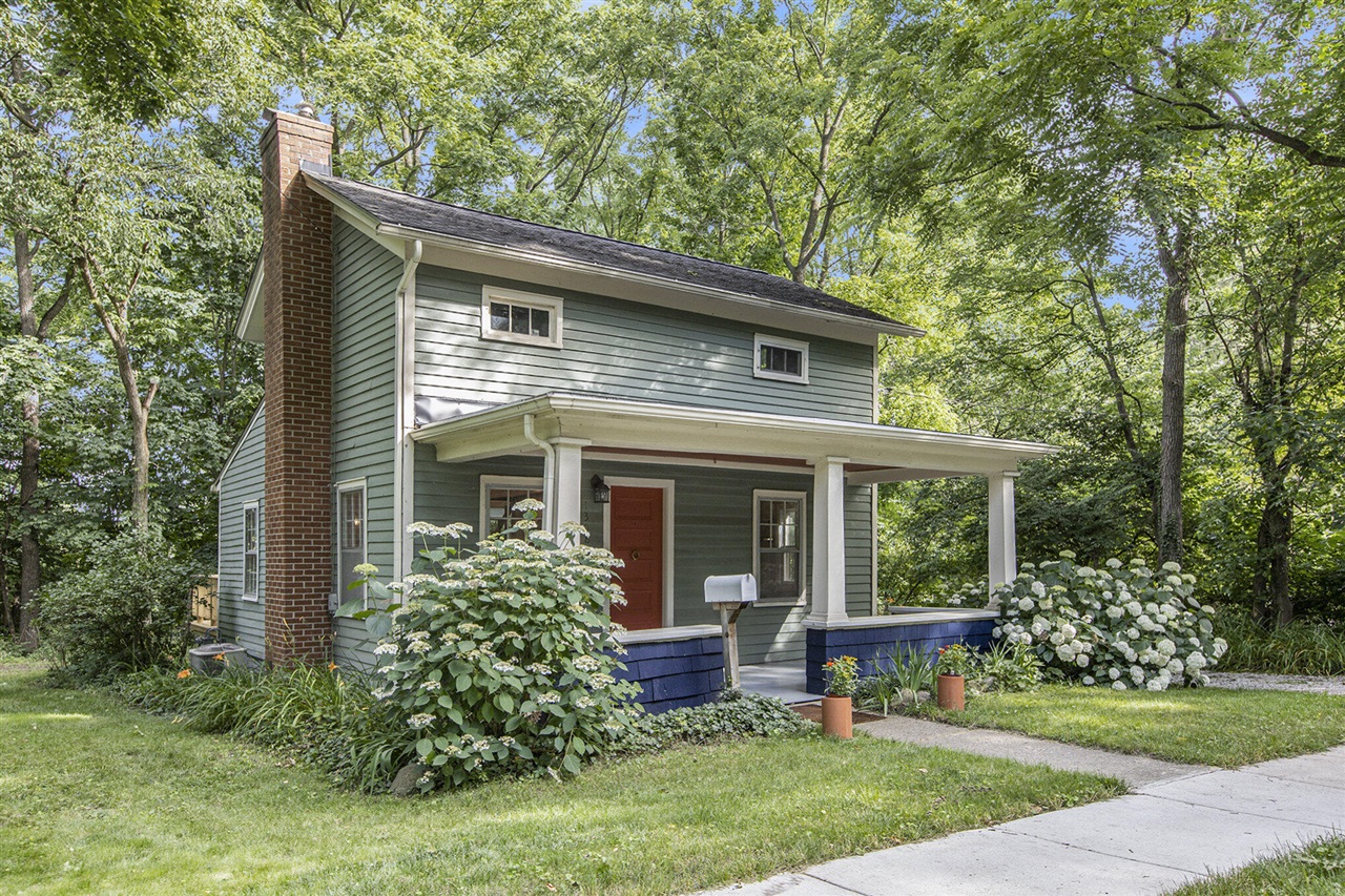 1308 Traver Road Property Photo 8
