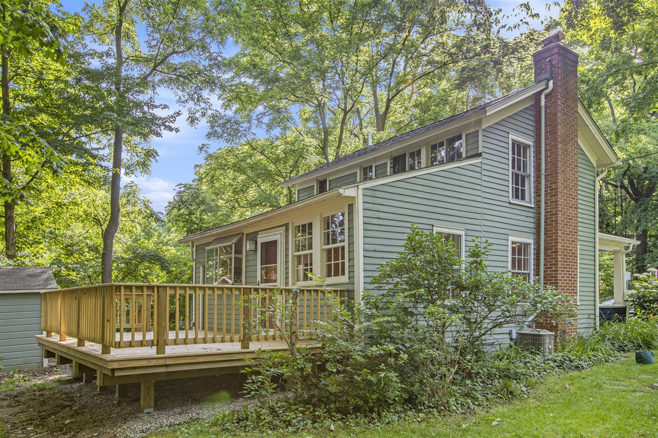 1308 Traver Road Property Photo 9