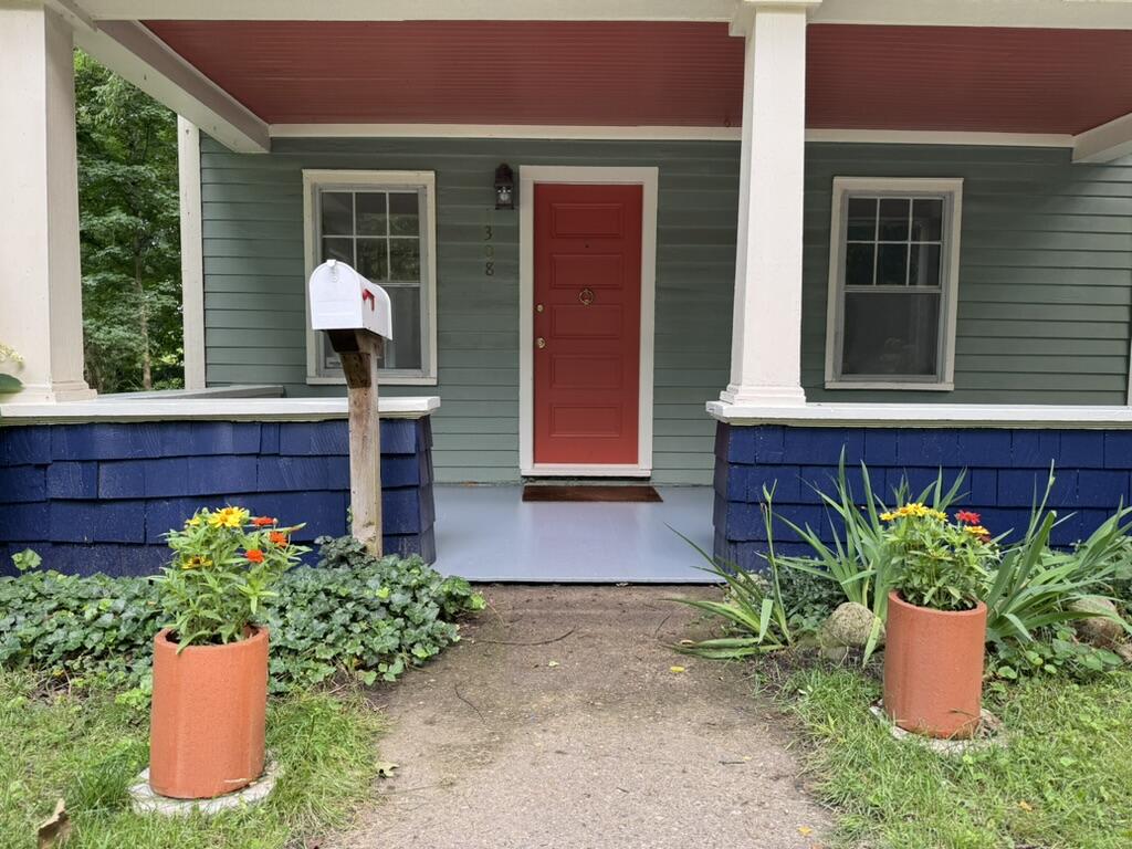 1308 Traver Road Property Photo 12