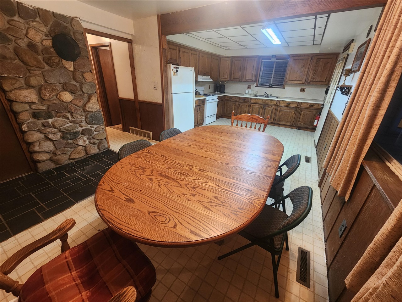 4650 Gambling Trail Property Photo 4