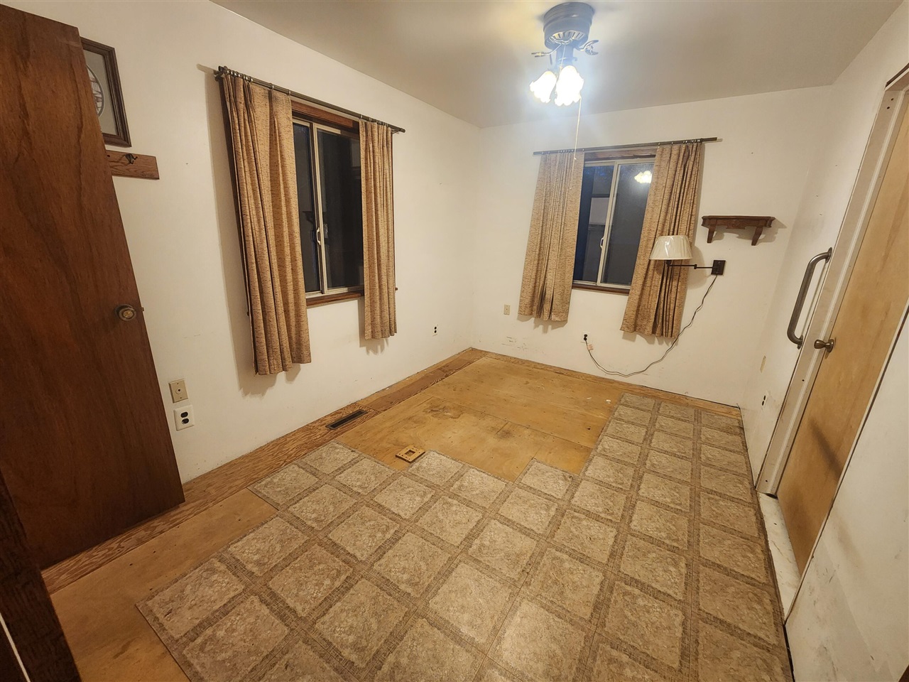 4650 Gambling Trail Property Photo 7