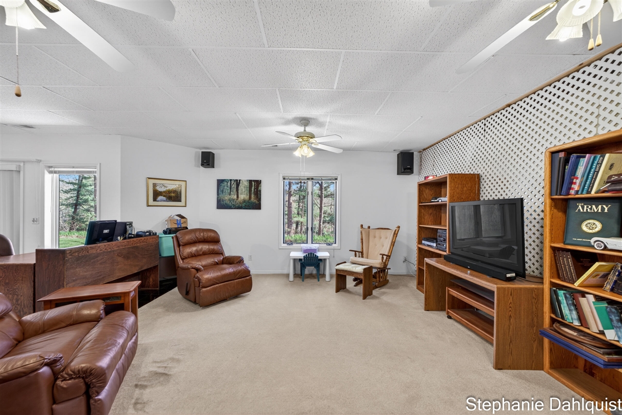 9160 Mill Pond Trail Property Photo 53