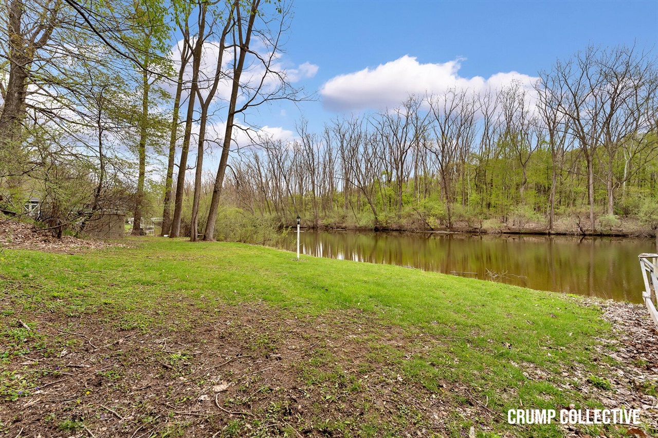 9129 Lakeside Drive Property Photo 8
