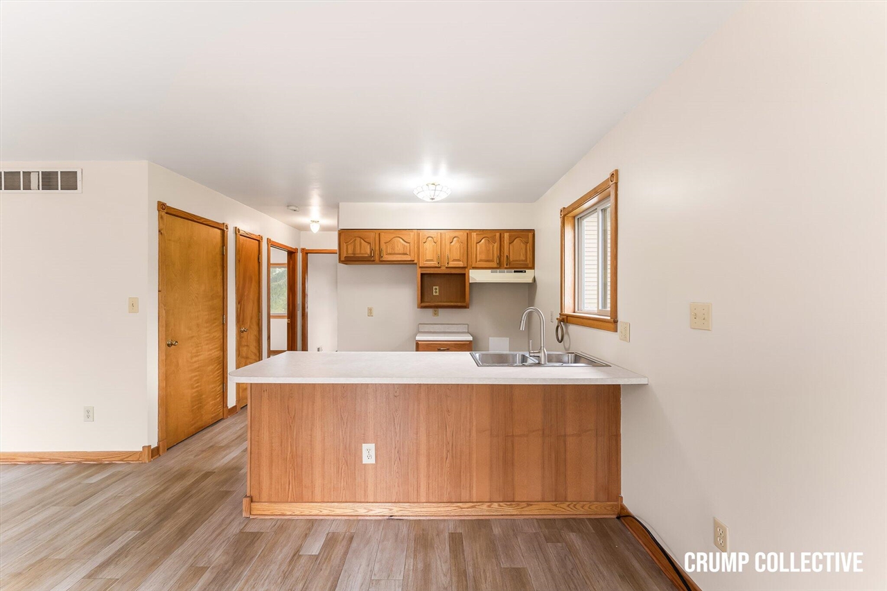 9129 Lakeside Drive Property Photo 15