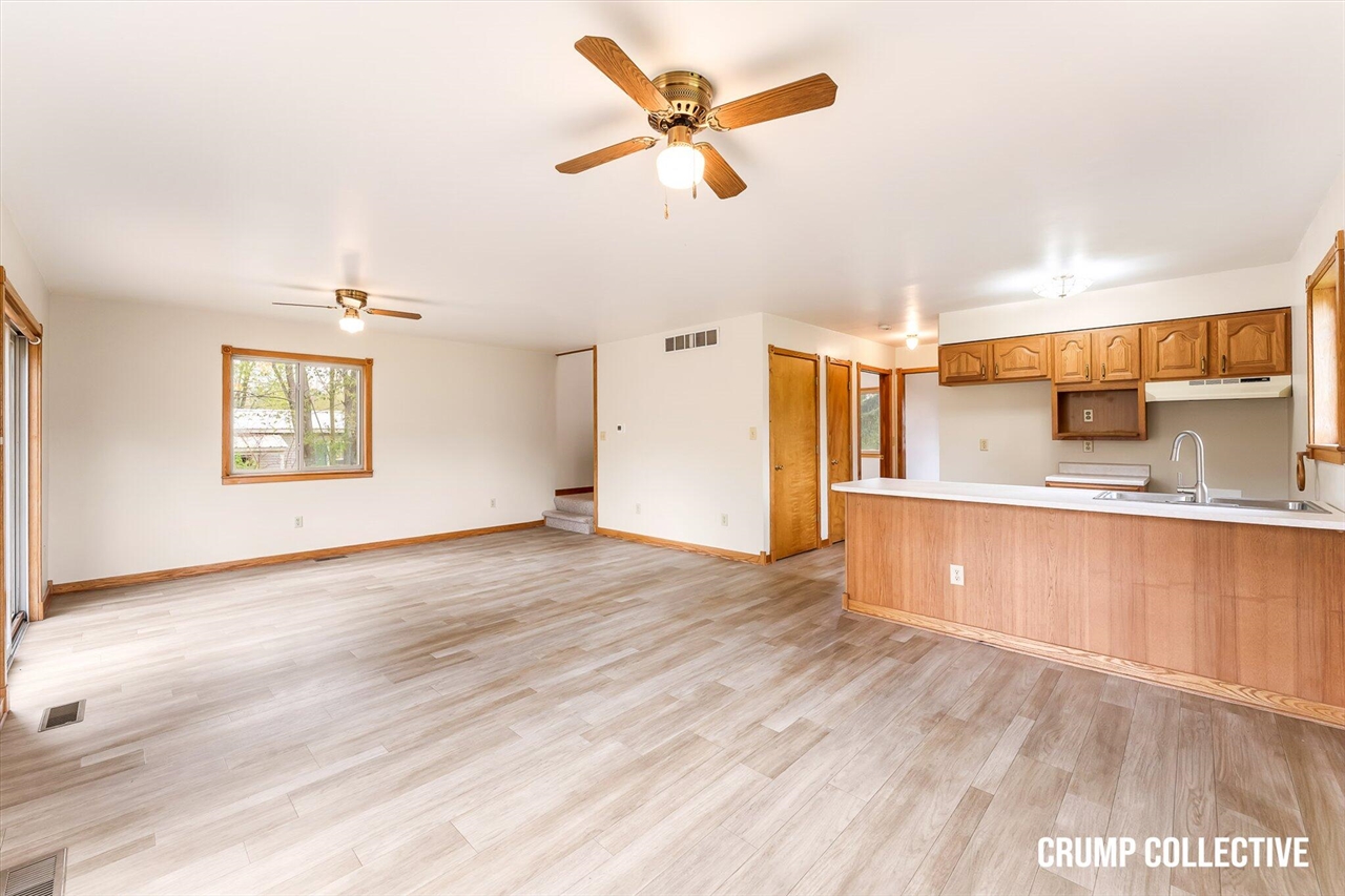 9129 Lakeside Drive Property Photo 21