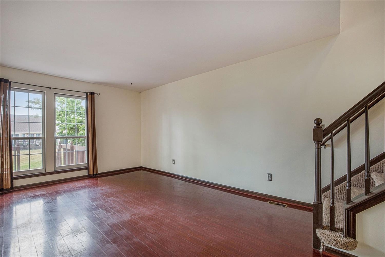 3088 Village Circle Property Photo 2