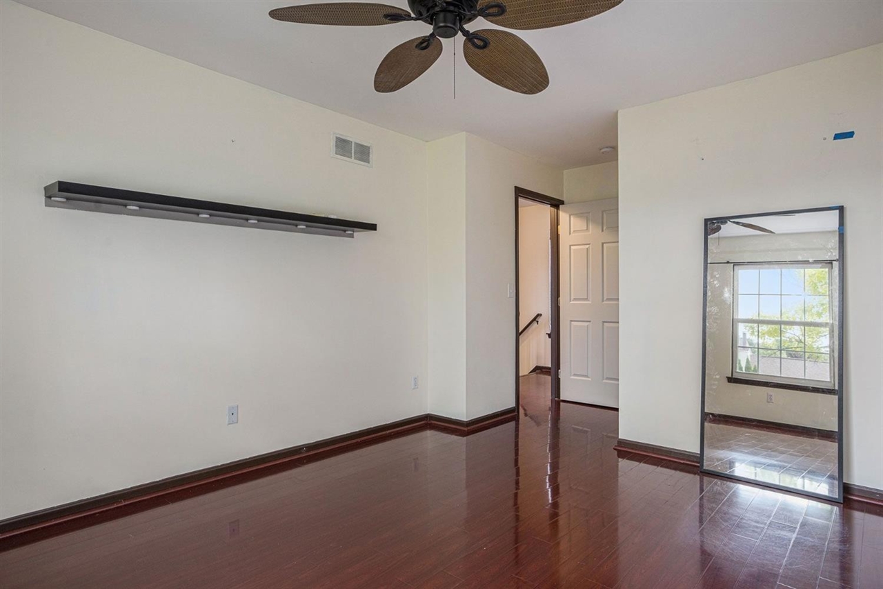 3088 Village Circle Property Photo 17