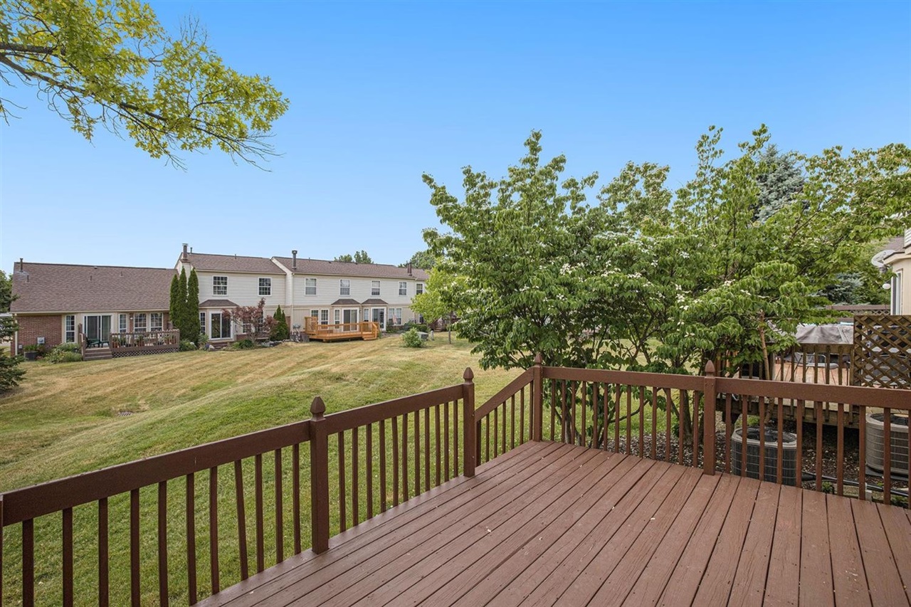 3088 Village Circle Property Photo 22