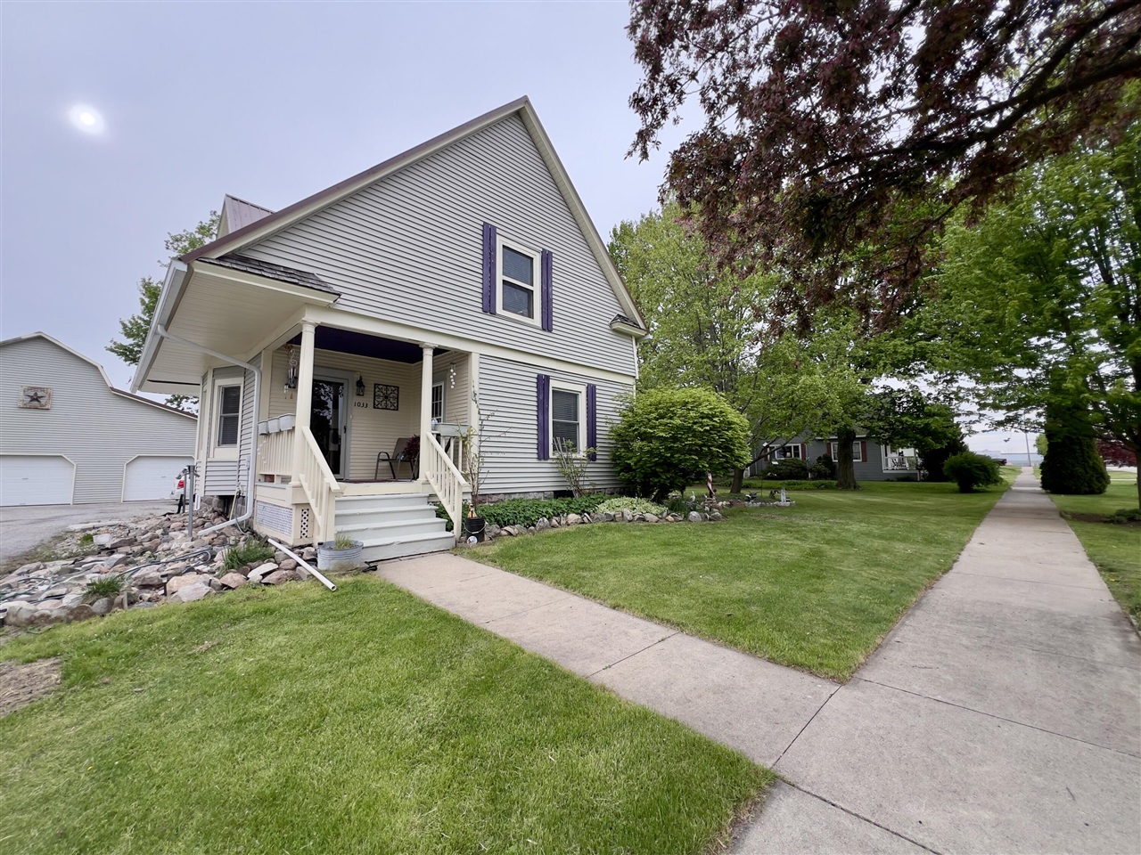 1033 Washington Boulevard Property Photo 2