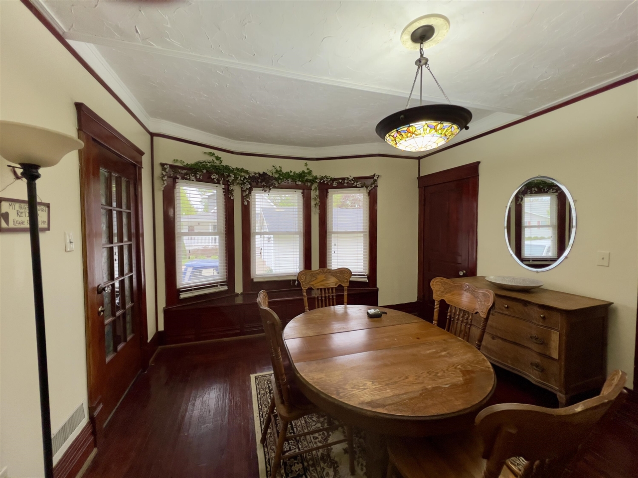 1033 Washington Boulevard Property Photo 9
