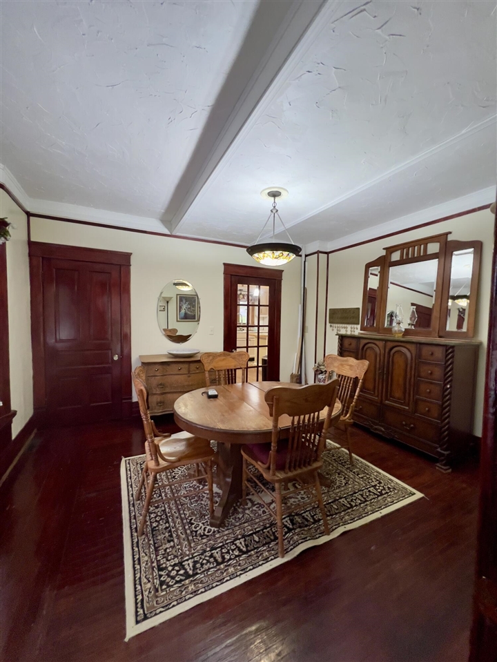 1033 Washington Boulevard Property Photo 11
