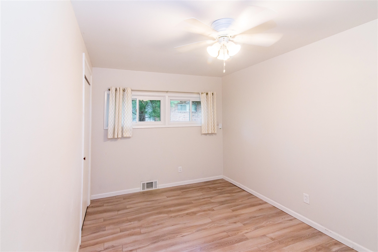 413 S Revena Boulevard Property Photo 7
