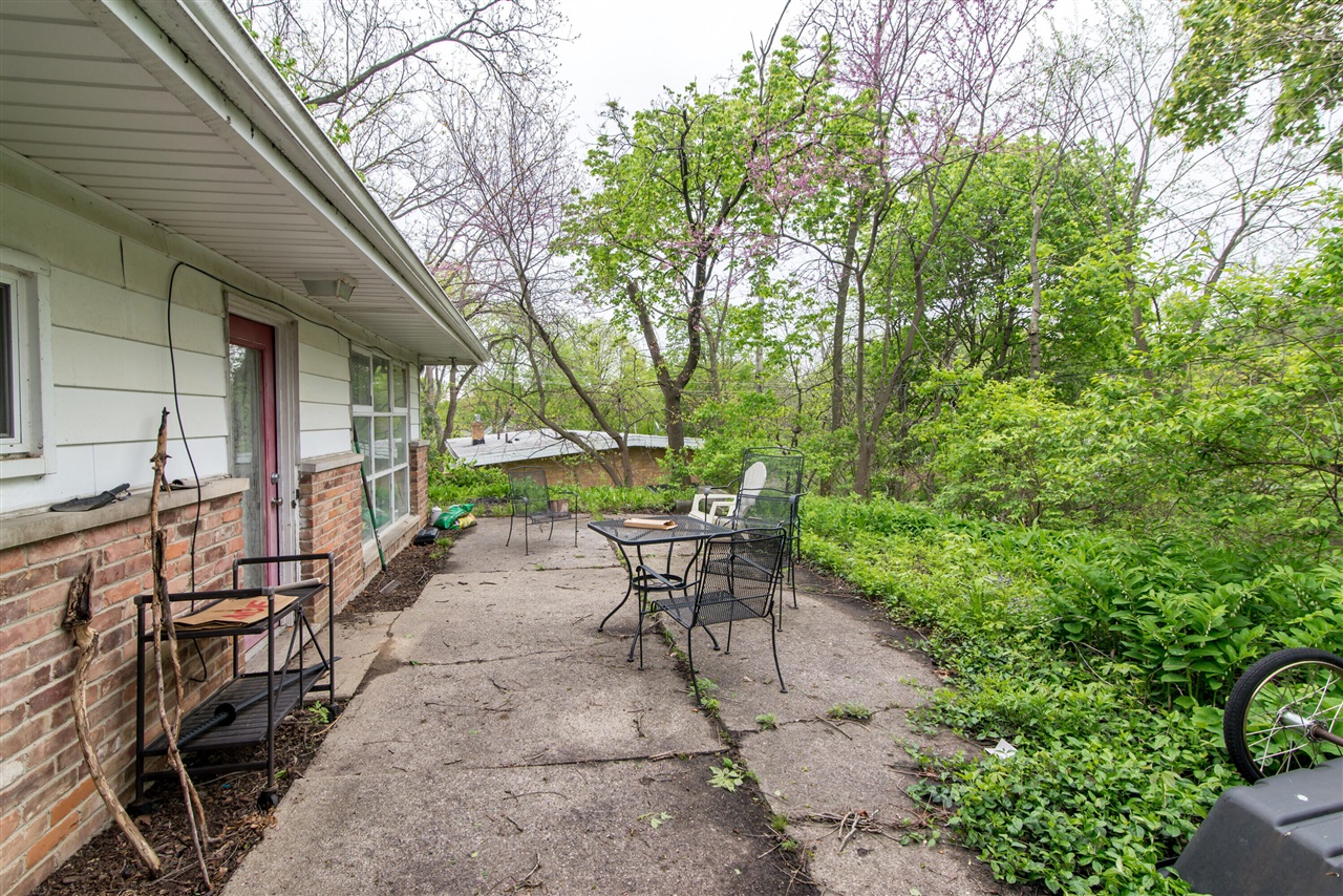 413 S Revena Boulevard Property Photo 15