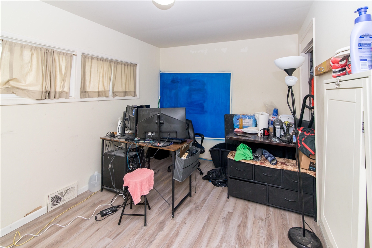 413 S Revena Boulevard Property Photo 23