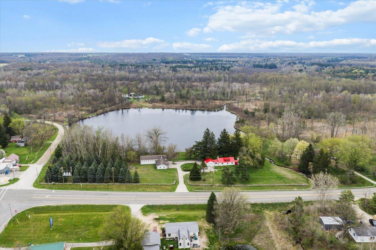 5599 Howard City Edmore Road Property Photo 16