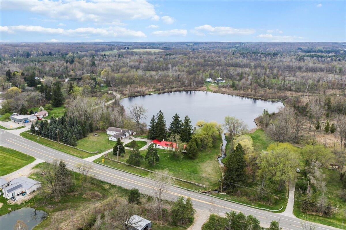 5599 Howard City Edmore Road Property Photo 17