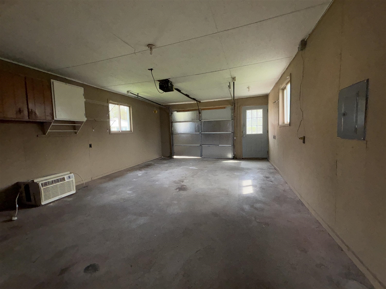 191 Haddix Boulevard Property Photo 14