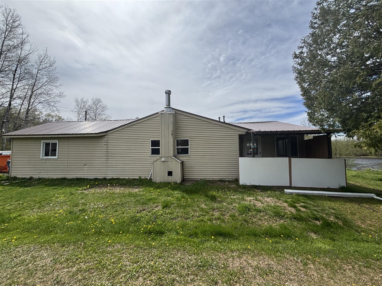 191 Haddix Boulevard Property Photo 15