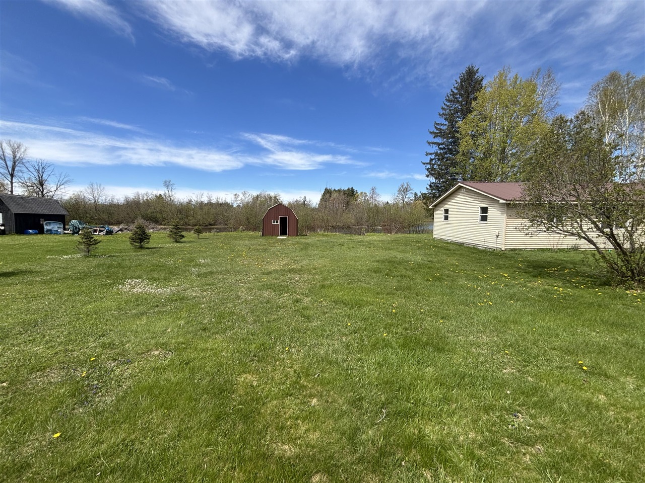 191 Haddix Boulevard Property Photo 20