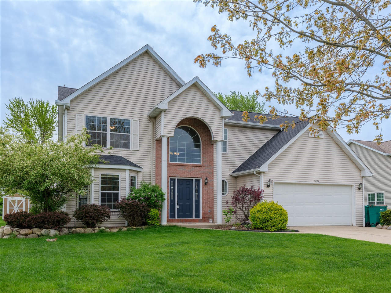 5824 Tradewind Drive Property Photo 1