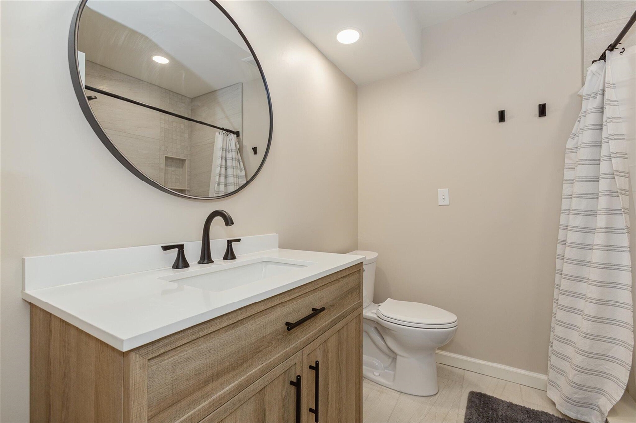 4003 Evergreen Lane Property Photo 11