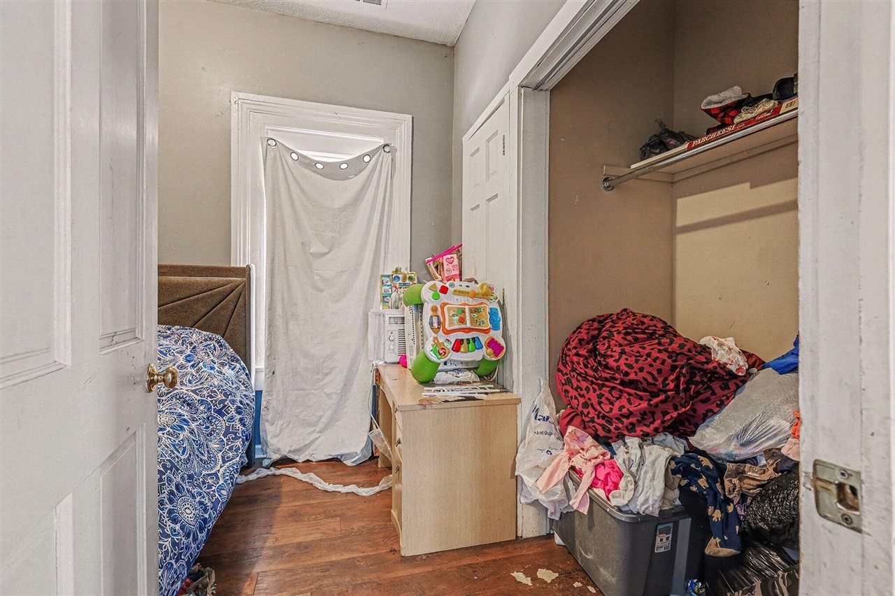 904 College Avenue Property Photo 12
