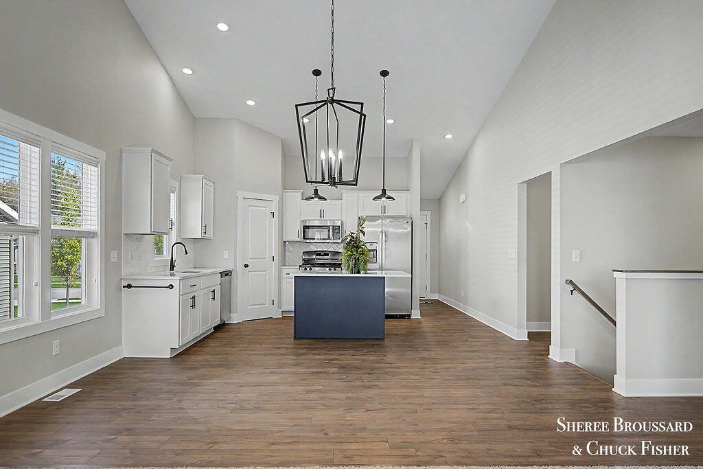 2914 Veld Creek Drive Property Photo 14