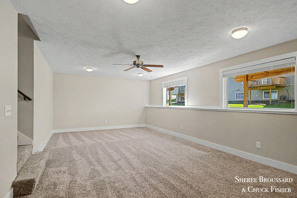 2914 Veld Creek Drive Property Photo 29