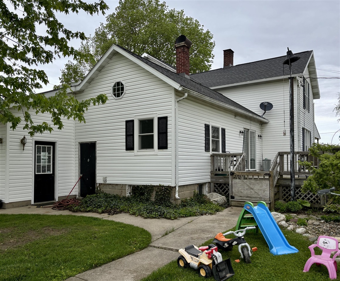 5410 Long Lake Road Property Photo 3