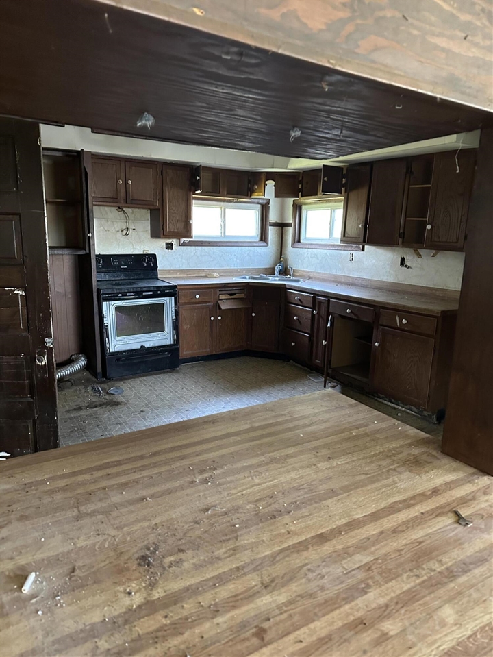 206 S 56th Avenue Property Photo 20