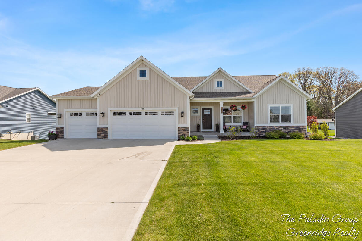 9404 Shoreway Drive Property Photo 1