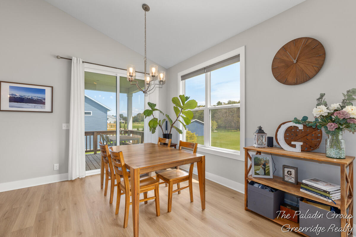 9404 Shoreway Drive Property Photo 15