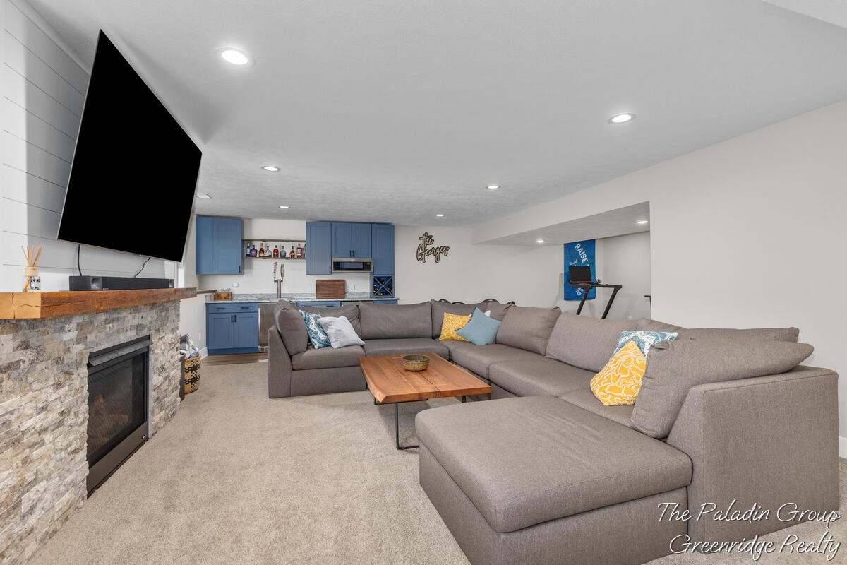 9404 Shoreway Drive Property Photo 25