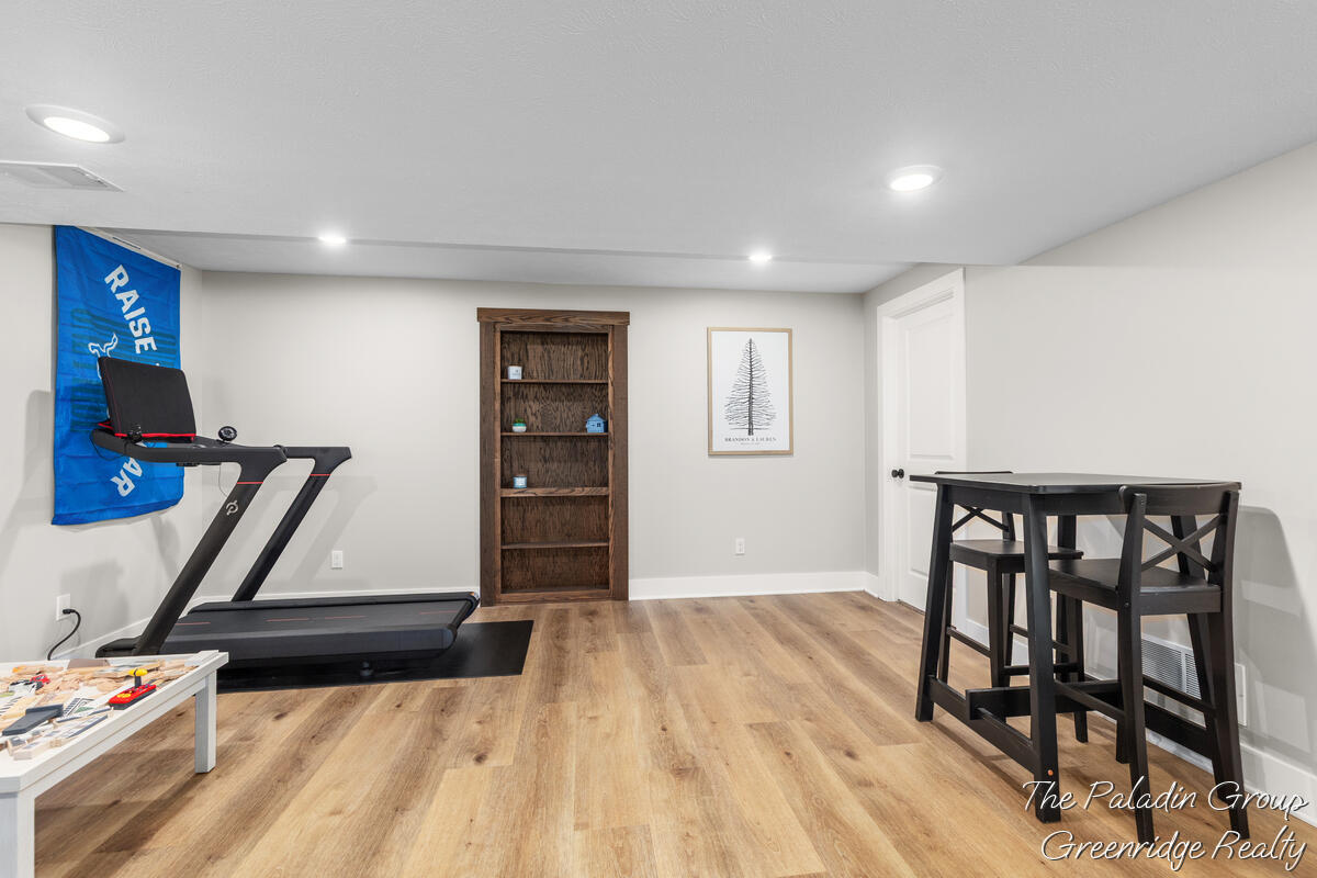 9404 Shoreway Drive Property Photo 30