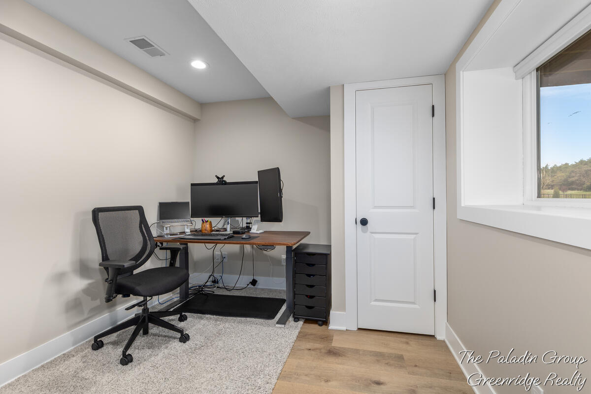 9404 Shoreway Drive Property Photo 35