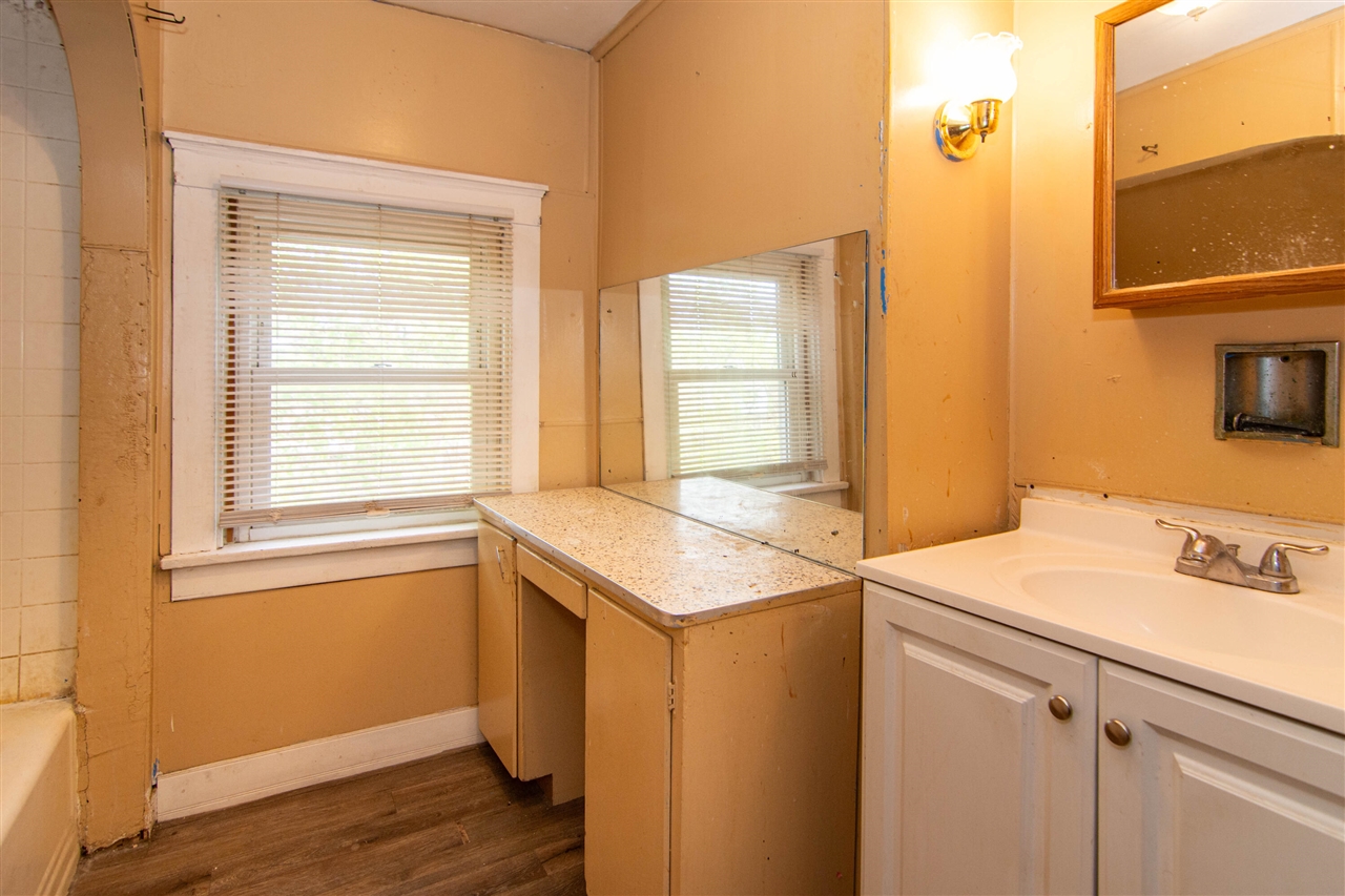 955 Colfax Avenue Property Photo 27