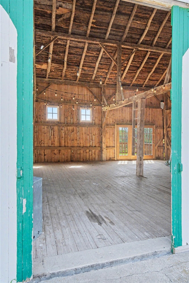 8885 Burmeister Road Property Photo 31