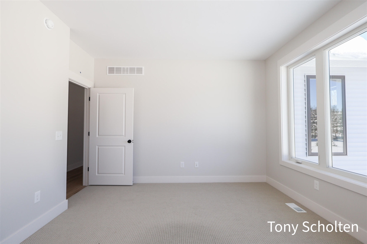 5145 Blendon Meadow Circle Property Photo 11