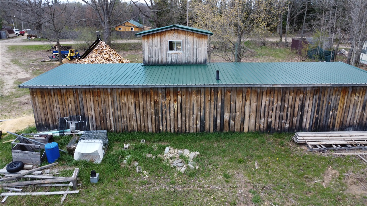 6455 E Rossel Lake Road Property Photo 1