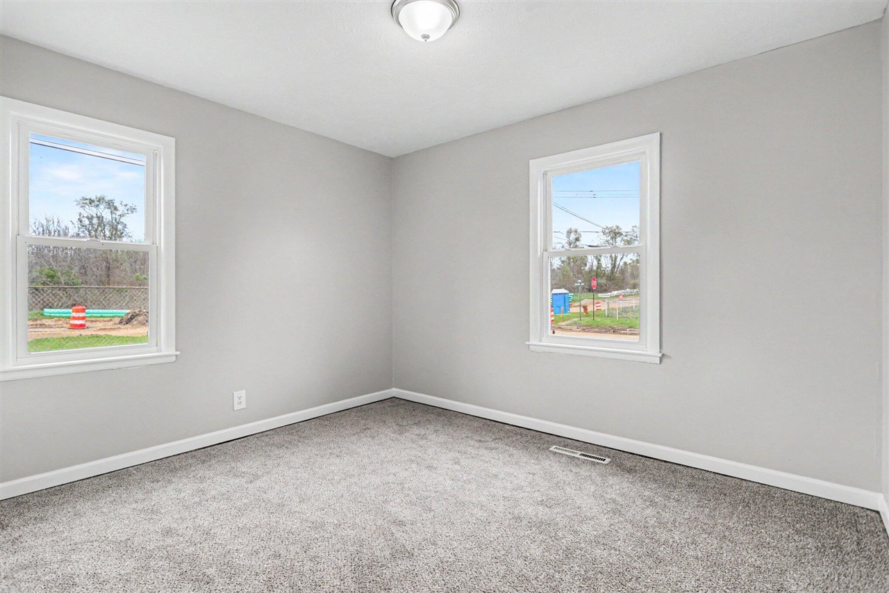 1515 Dean Drive Property Photo 12