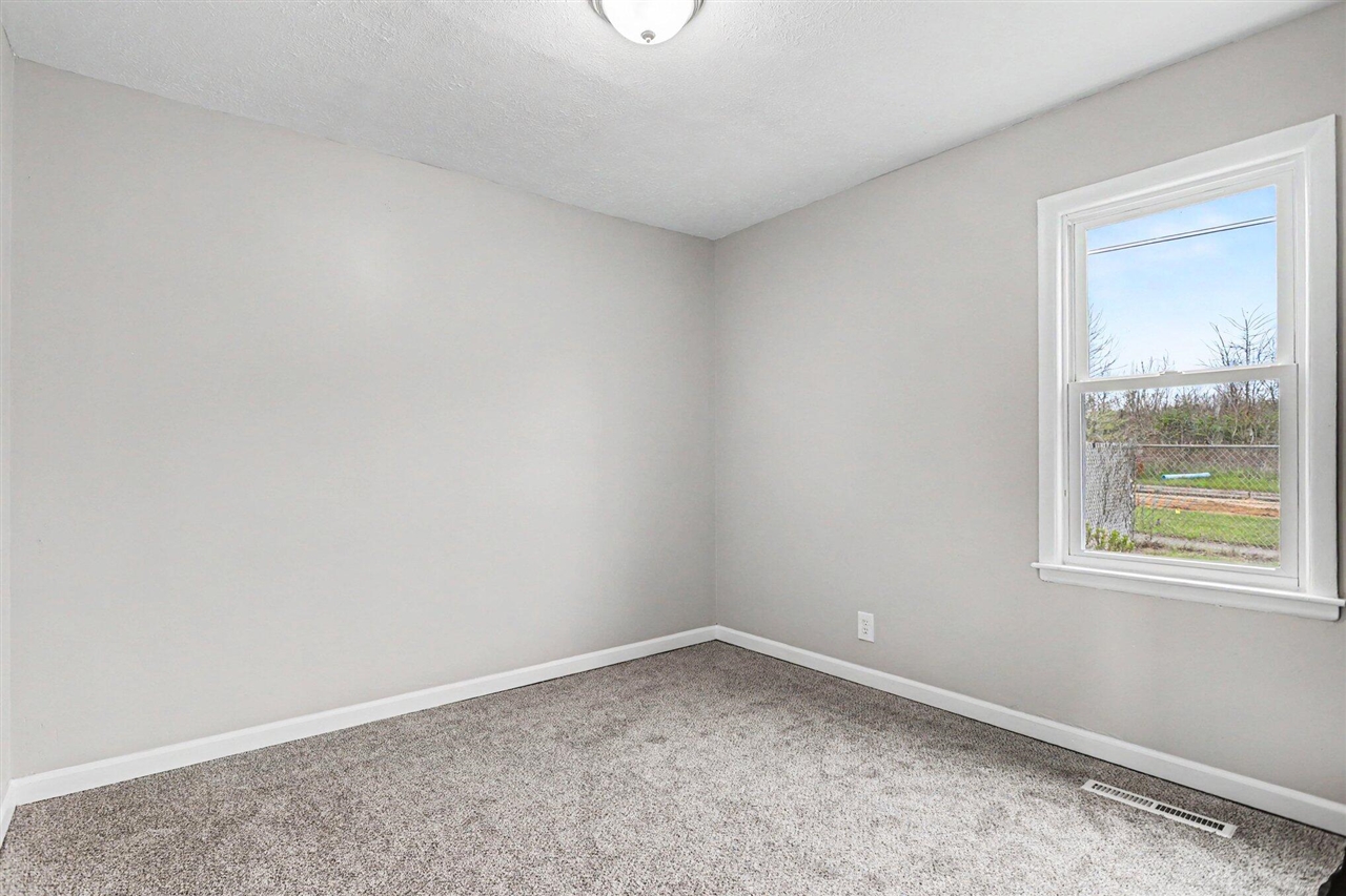 1515 Dean Drive Property Photo 13