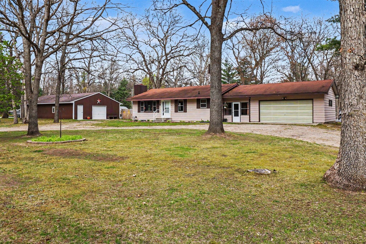 1430 S Walhalla Road Property Photo 1