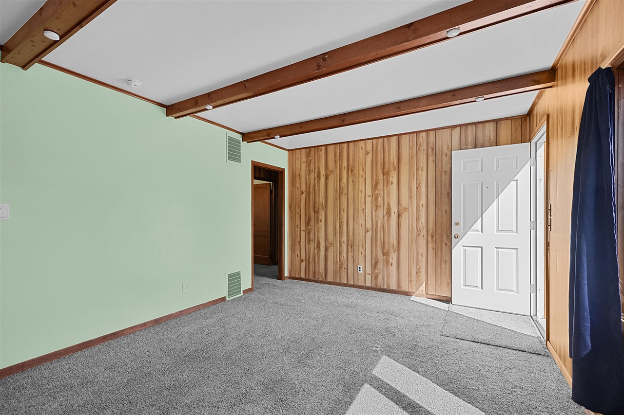 973 Valley Avenue Property Photo 4