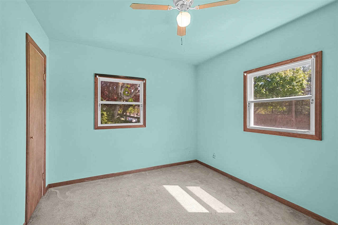 973 Valley Avenue Property Photo 9