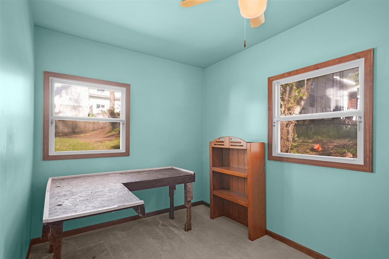973 Valley Avenue Property Photo 11